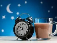 این ۵ نوشیدنی مفید برای داشتن خواب بهتر را بشناسید