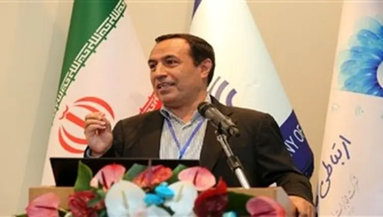 دکتر عباسی شاهکوه: مخابرات با توسعه فیبرنوری وارد عصر شبکه نسل آینده می‌شود