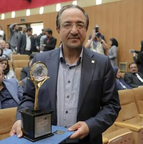 اعطای تندیس و لوح تقدیر هفتمین نمایشگاه ایران اکسپو ۲۰۲۵ به بانک صنعت و معدن