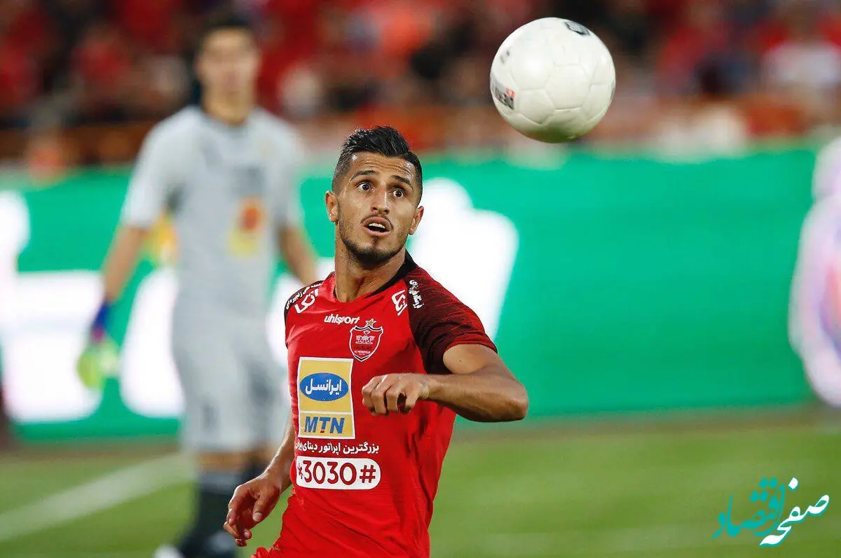 پرسپولیسی ها بخوانند | این فوتبالیست معروف در یک قدمی پرسپولیس!
