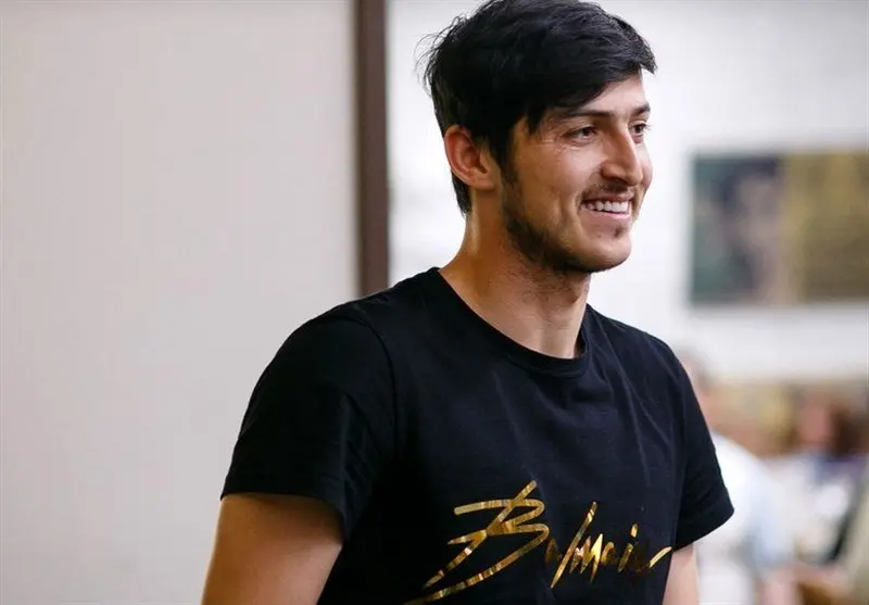 هدیه جنجالی سردار آزمون با یک قلب آبی برای بیرانوند خبرساز شد
