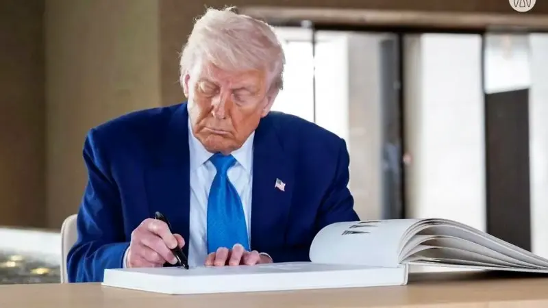 حضور جنجالی ترامپ در مرکز ادیان ابوظبی | رئیس‌جمهور آمریکا در خانه خانواده ابراهیمی چه می‌خواست؟