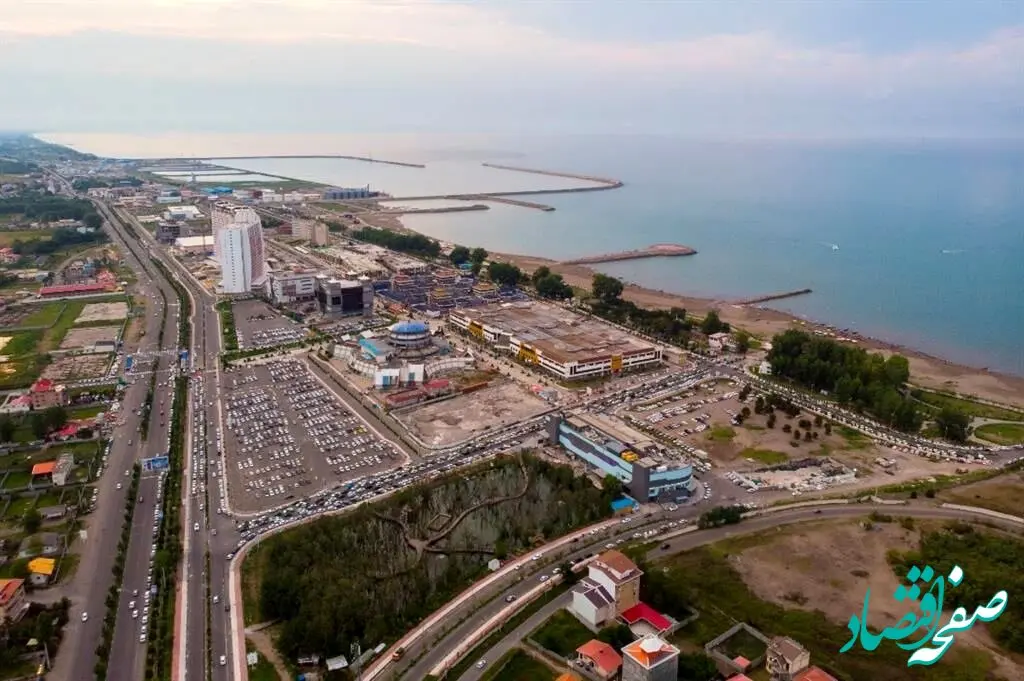  اعتراض و انتقاد گیلانیان از انتصاب احتمالی مدیر غیر بومی در منطقه آزاد انزلی