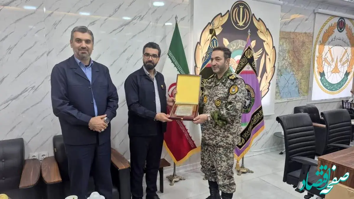 دیدار معاون منابع انسانی و امور اجتماعی شرکت فولاد خوزستان با فرمانده پدافند هوایی منطقه جنوب غرب کشور