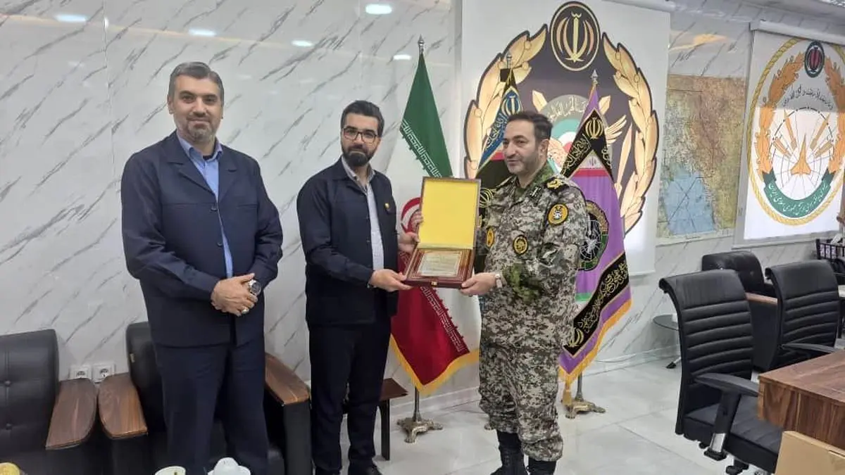 دیدار معاون منابع انسانی و امور اجتماعی شرکت فولاد خوزستان با فرمانده پدافند هوایی منطقه جنوب غرب کشور