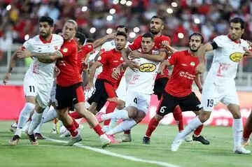 حرکت جذاب کاپیتان پرسپولیس برای هم تیمی سابقش حسابی خبرساز شد