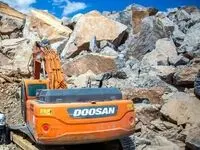 پیگیری حادثه معدن شازند!/ هنوز اثری از کارگر مفقود نیست؟