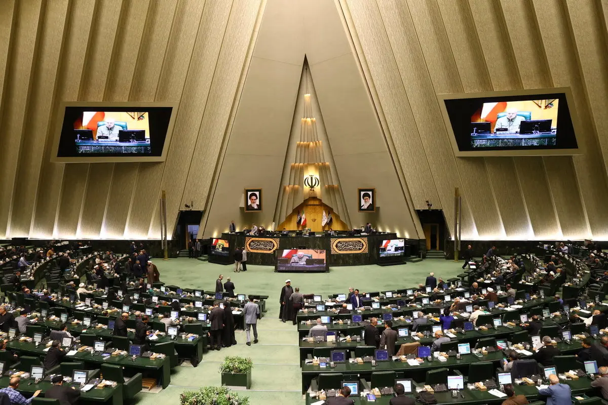 جزئیات بررسی طرح اصلاح قانون بیمه رانندگان حمل و نقل بار و مسافر بین شهری اعلام شد