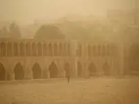 هشدار سطح نارنجی در اصفهان؛ گرد و غبار شدید و بادهای تند از فردا