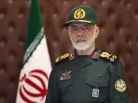 سرلشکر علی عبداللهی: تلاش های خستگی ناپذیر کادر درمان شایسته والاترین احترام است