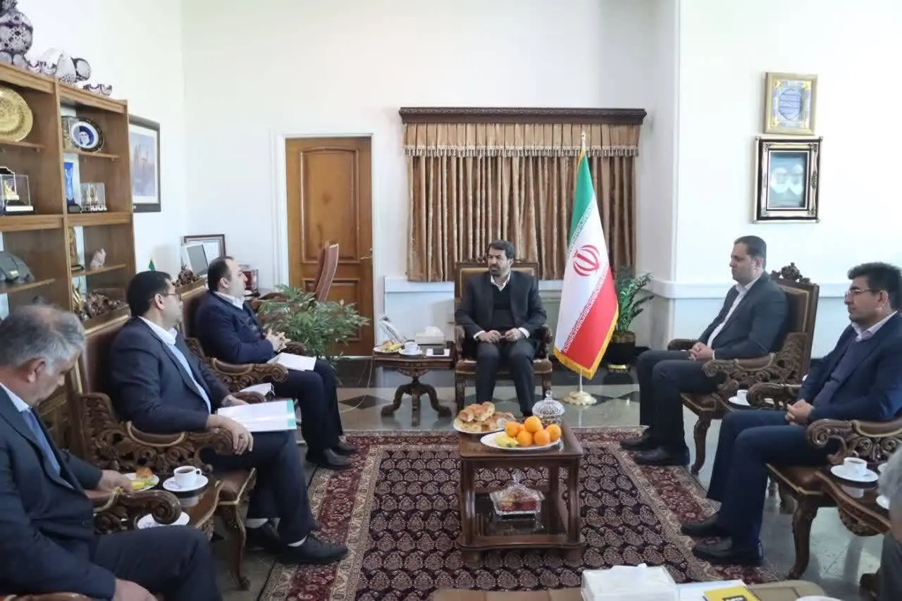 اساس کار اموال تملیکی باید بر حل مسائل استان باشد