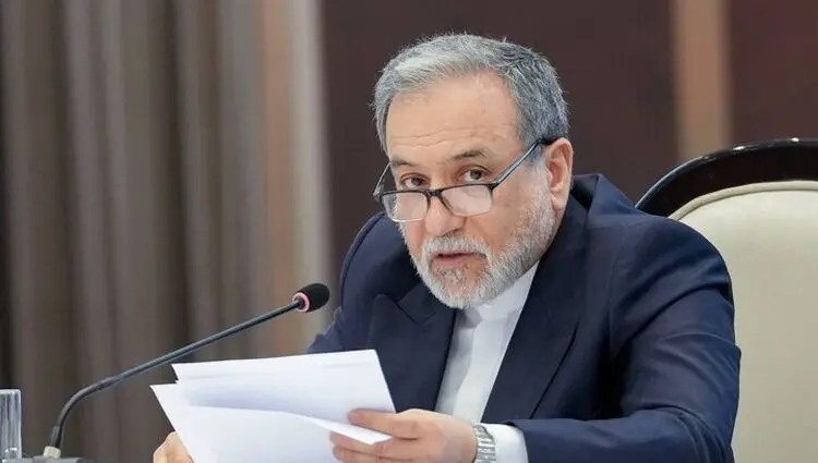 رایزنی تلفنی عراقچی و فرمانده ارتش پاکستان درباره تحولات منطقه