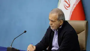دستور پزشکیان برای رسیدگی فوری به علل حادثه انفجار تانکر سوخت در محور سنندج-همدان