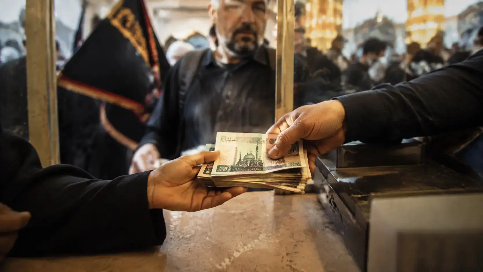 ارز اربعین؛ وقتی سهمیه دولتی از بازار آزاد گران‌تر می‌شود