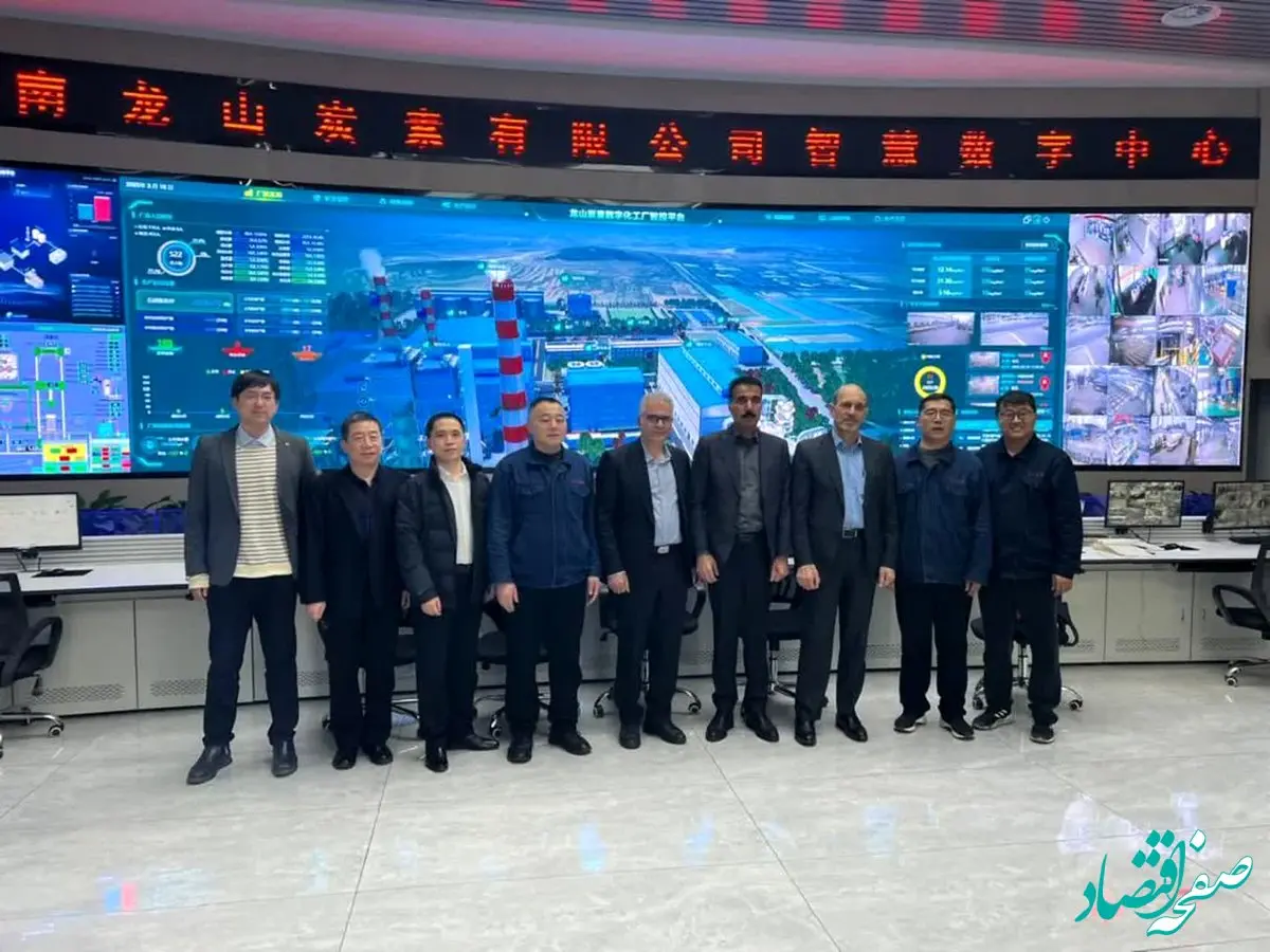 بازدید استاندار مرکزی از پروژه کارخانه کربن صنعت امیر کبیر