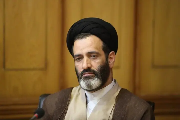 تکلیف بانک مرکزی در جنگ اقتصادی مشخص شد / عضو مجلس: سکان کنترل طلا و ارز مستقیماً در دست شماست