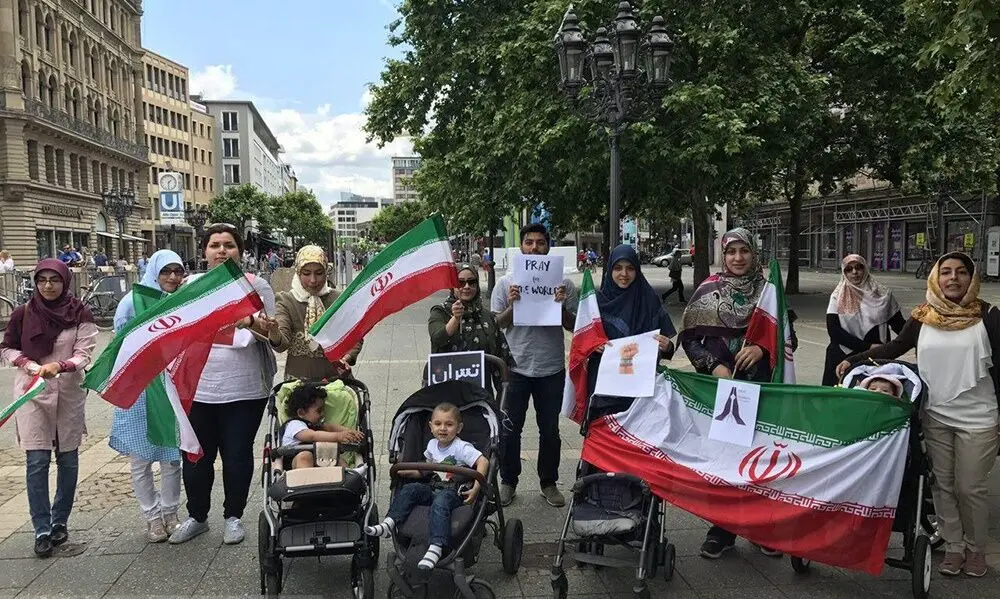  طوماری با هزاران امضا؛ ایرانیان مقیم خارج خواستار توقف فشار حداکثری و تحریم‌ها شدند