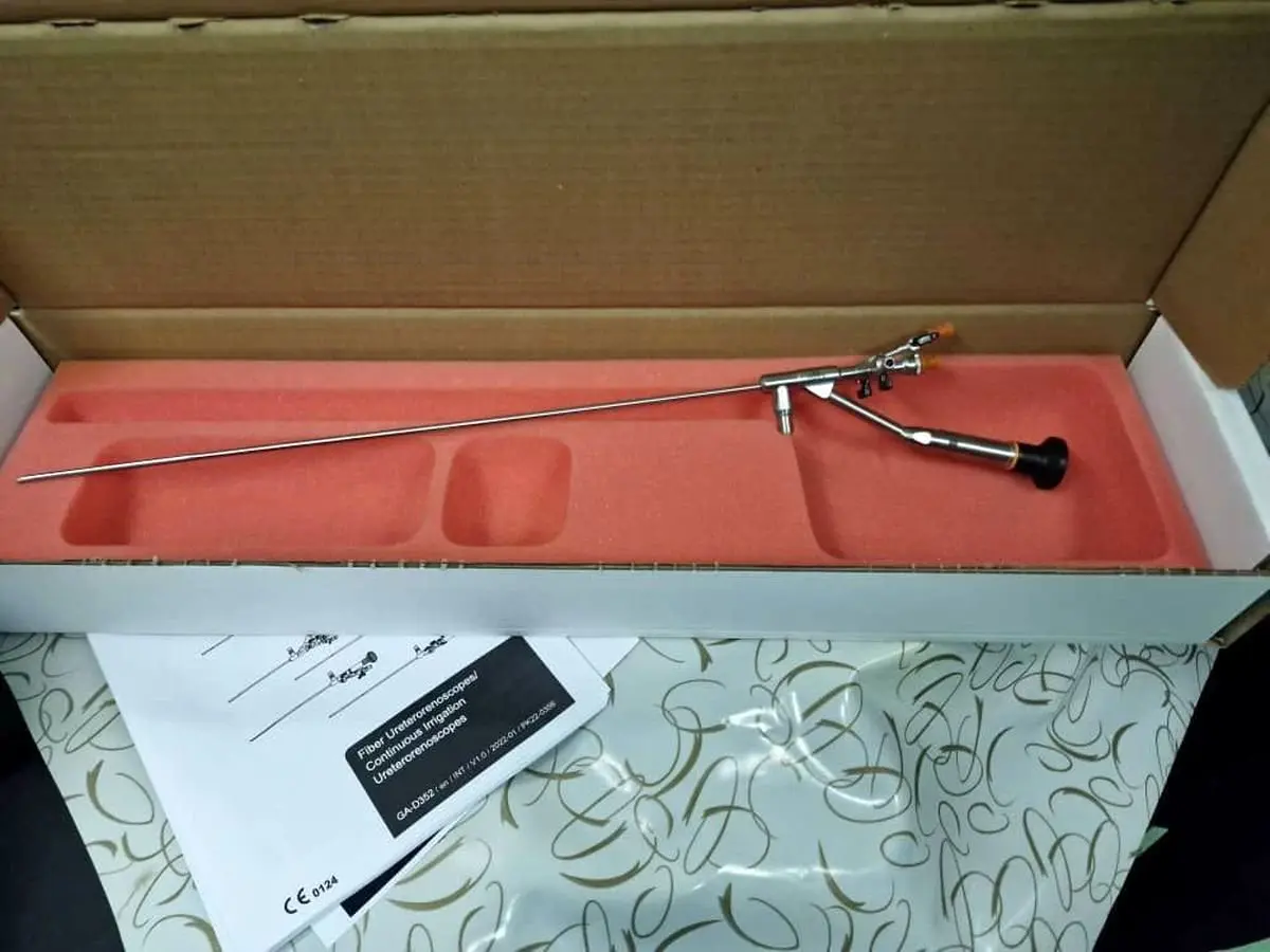 تداوم خدمات ملی مس در حوزه مسئولیتهای اجتماعی/ اهدا لنز یورتروسکوپ از سوی شرکت ملی صنایع مس ایران به بیمارستان کهنوج