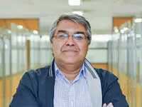 ساخت خودروی با کیفیت بدون ارتباط با جهان ممکن نیست