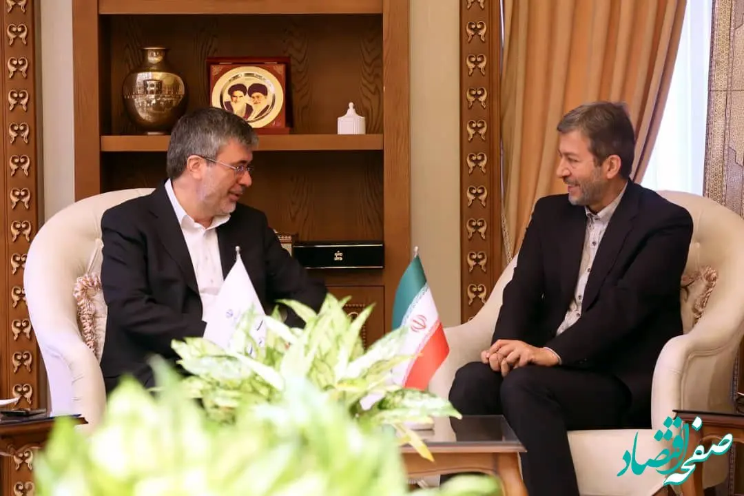 پشتوانه ۹۰ ساله بیمه ایران؛ امنیت اقتصادی سرمایه‌گذاران اصفهان