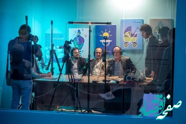 موظف به حمایت و مشارکت در اجرای سیاست‌های کلان جمعیتی هستیم