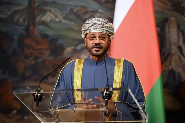 واکنش وزیر خارجه عمان به حمله مشترک آمریکا به ایران