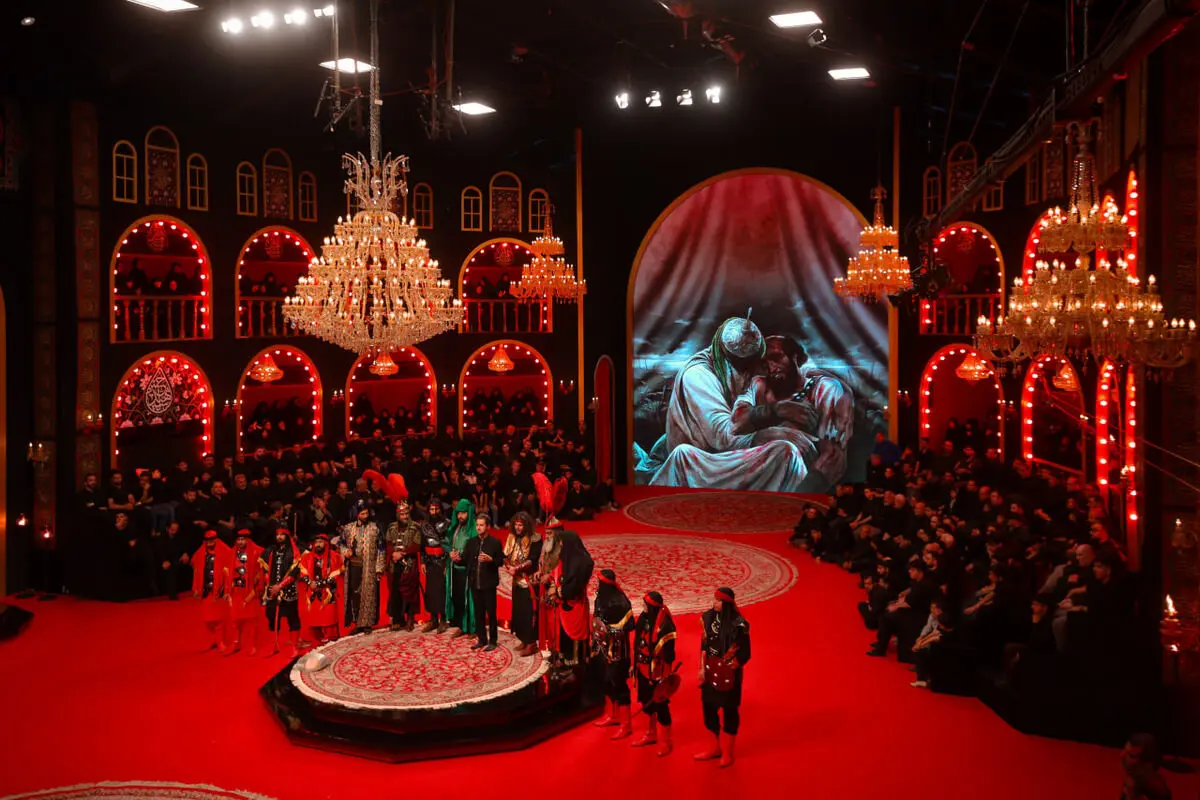 دانلود برنامه حسینیه معلی شب نهم محرم ۱۴۰۴ + لینک تلوبیون برنامه حسینیه معلی قسمت ۹