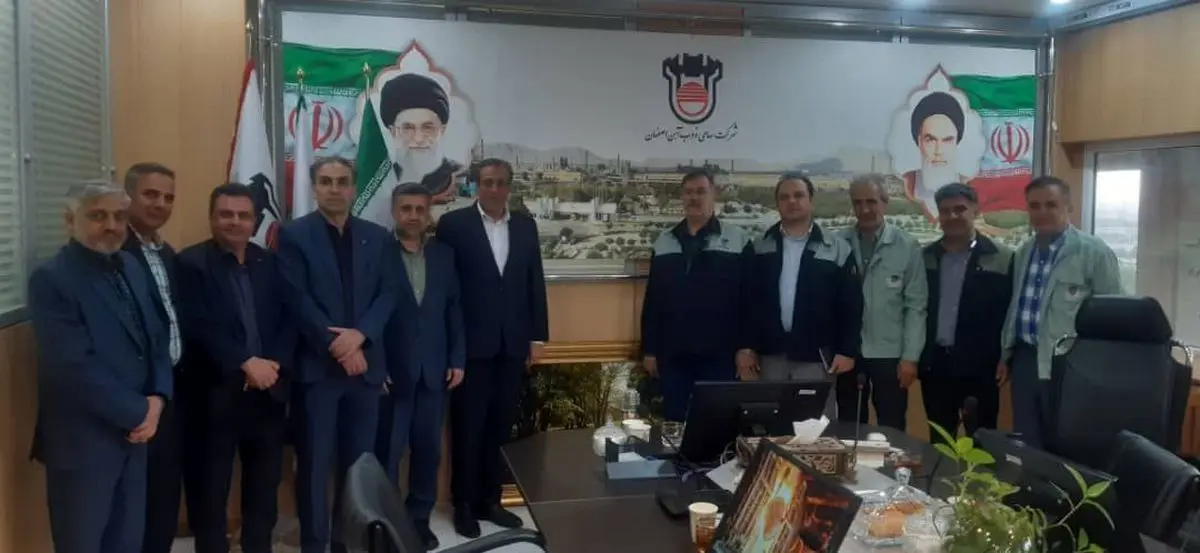 دیدار مدیر شعب بانک رفاه استان اصفهان با مدیرعامل ذوب‌آهن اصفهان