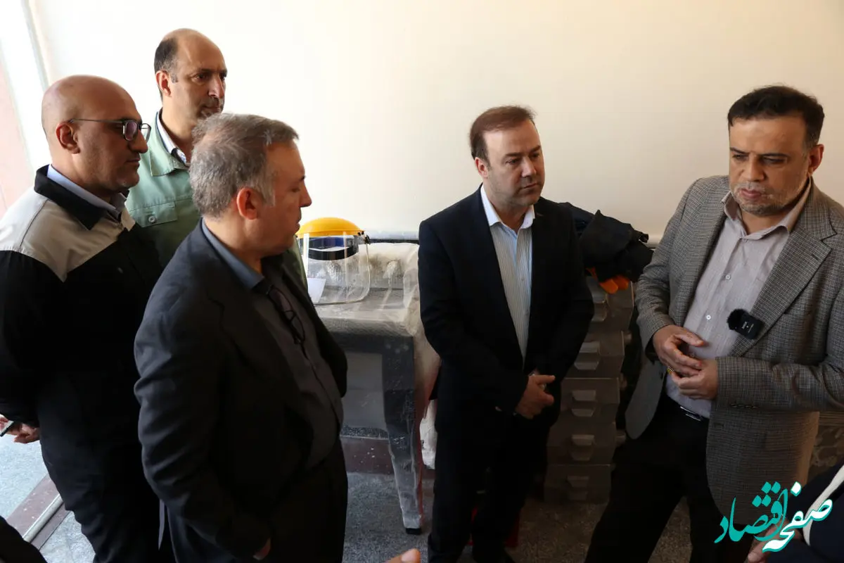 تجهیز آزمایشگاه هنرستان جوار فولاد هرمزگان