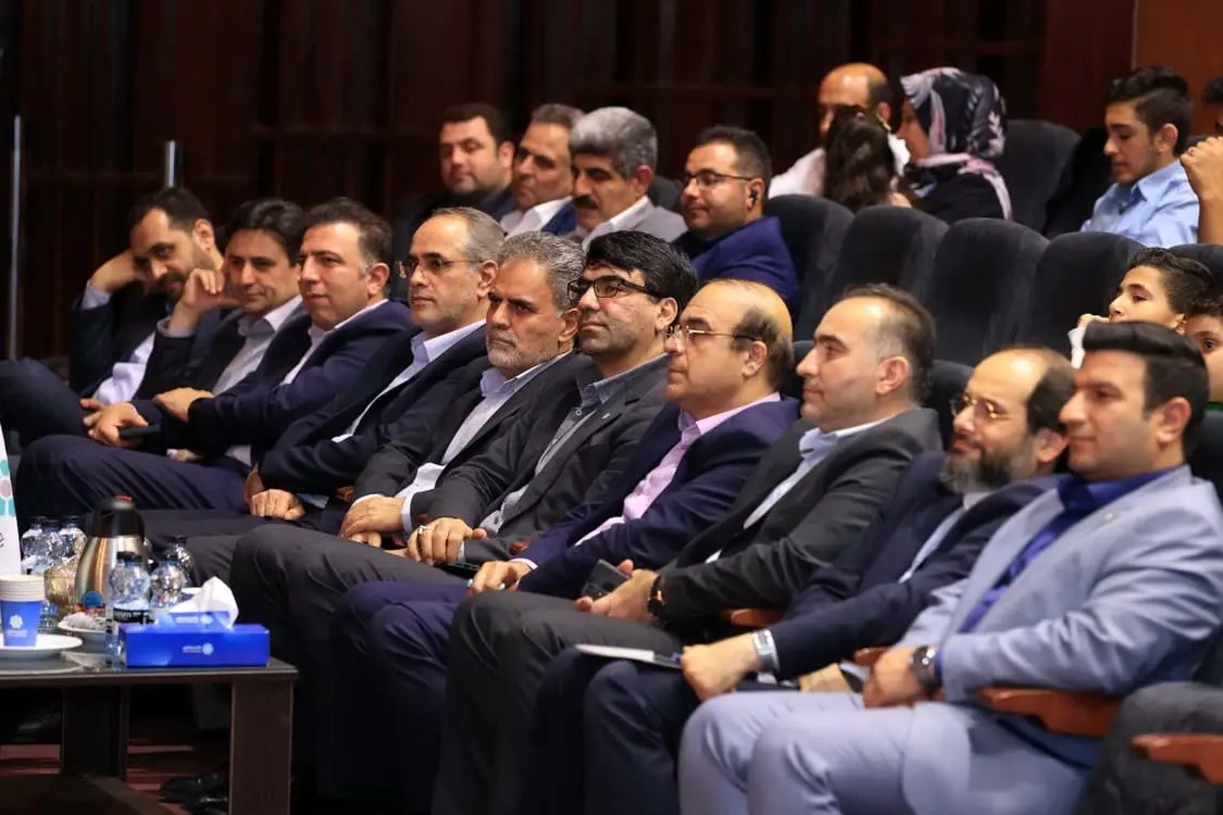 شهدا گنجهای تمام نشدنی این مرز و بوم هستند