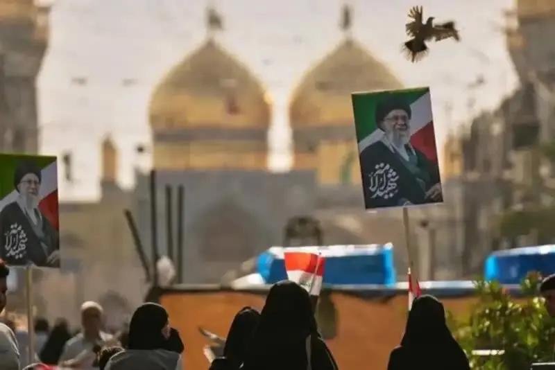 آمادگی کامل نجف برای برگزاری مراسم تشییع رهبر انقلاب؛ بیش از ۱۰۰ موکب در مسیر مراسم
