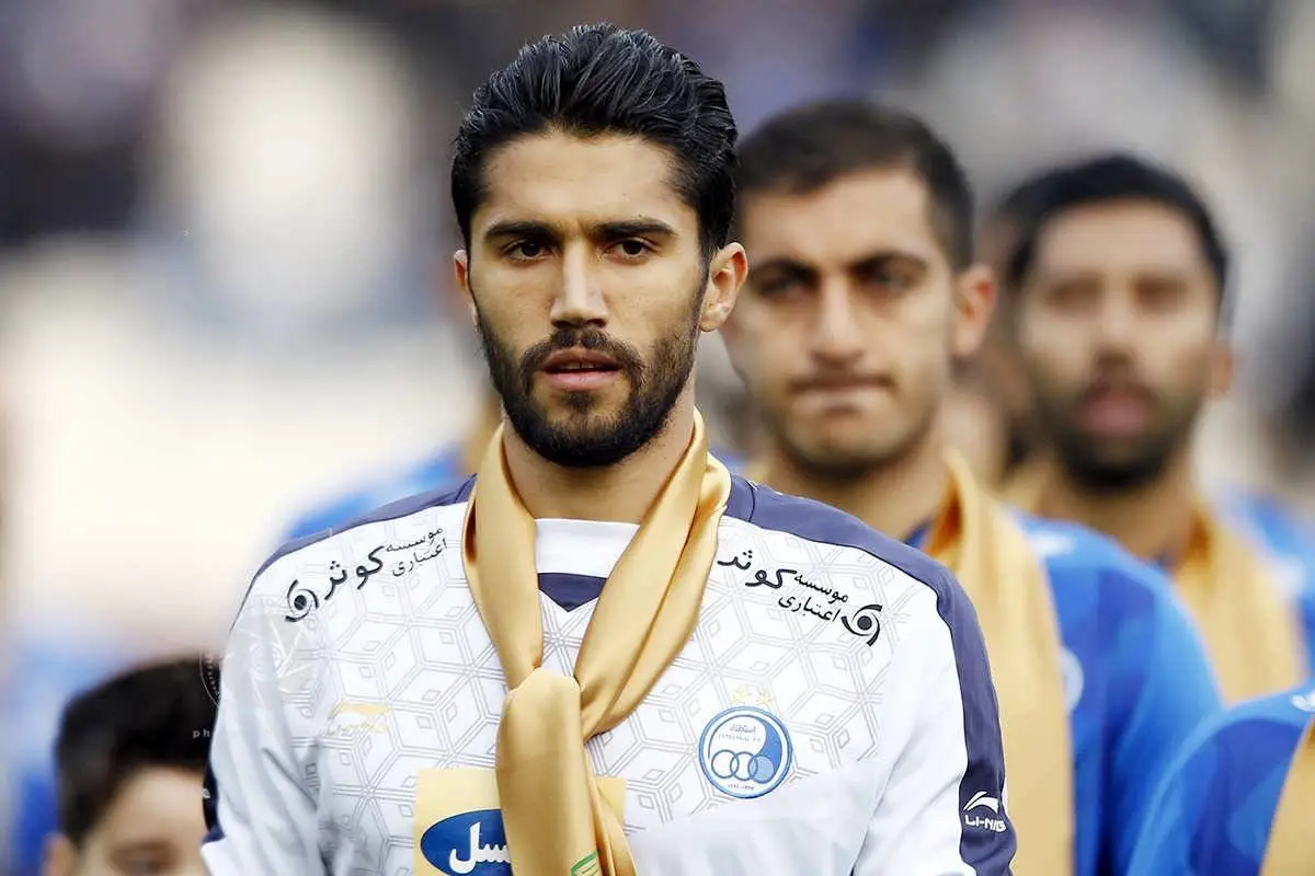 اخبار استقلال | یکی از دروازه بانان استقلال کنار گذاشته میشود!