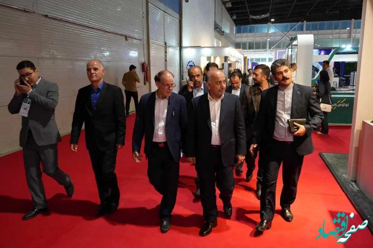 حضور فعال بیمه دی در نمایشگاه بورس، بانک و بیمه در مشهد