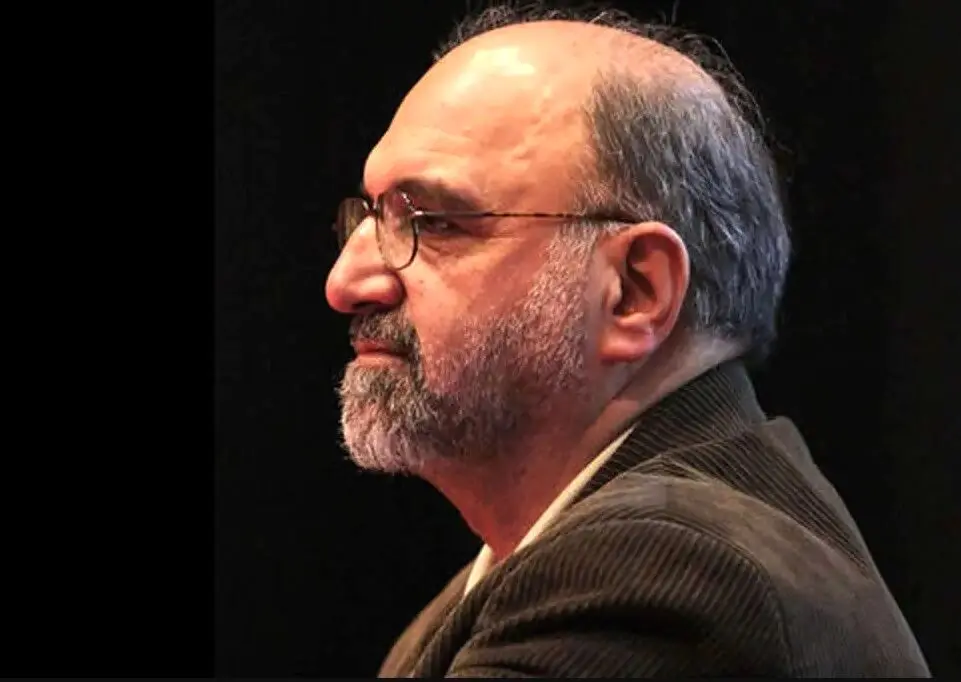 واکنش خاص عبدالکریم سروش به تهدید به قرآن سوزی علی کریمی