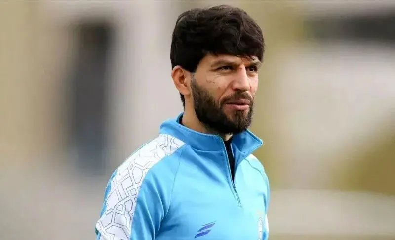 واکنش بازیکن استقلال به حمله آمریکا و اسرائیل به ایران و دبستان دختران میناب