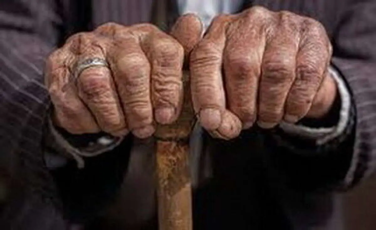 ۶۰ درصد سالمندان ایران مستمری ندارند