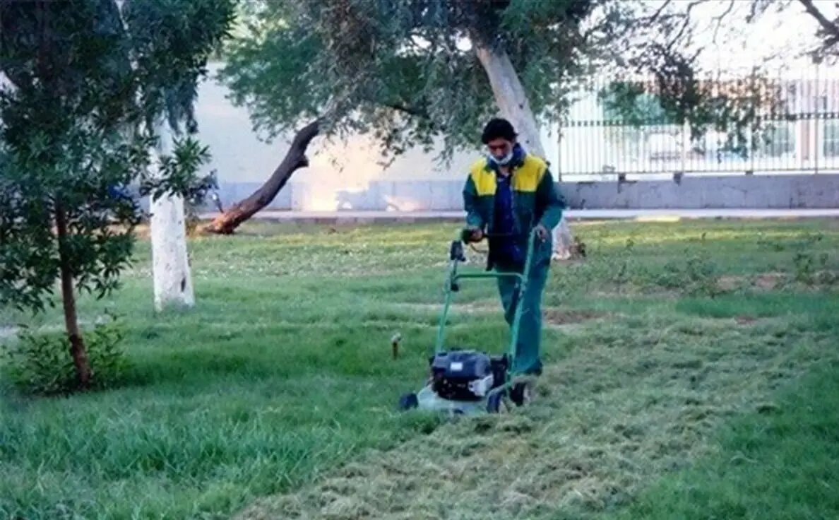 از واریز عیدی ۶.۵ میلیون تومانی برای این کارکنان تا محروم ماندن کارگران شرکتی 