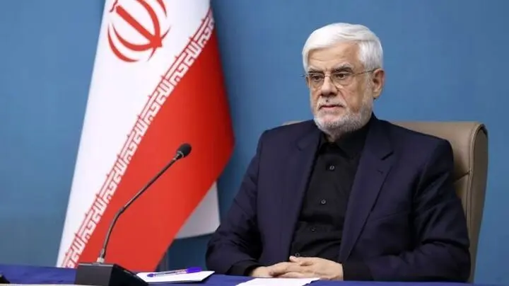 واکنش عارف به توییت های ترامپ 