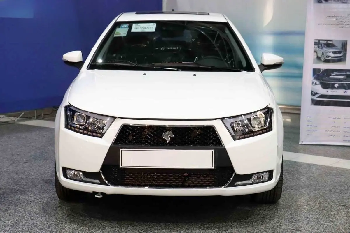 جدول قیمت محصولات ایران خودرو امروز دوشنبه ۱۳ مرداد ۱۴۰۴ / این دو مدل گران شدند