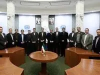 سندیکای بیمه‌گران ایران با مشارکت تمامی ذینفعان، طرح عملیاتی خود جهت مدیریت چالش‌های موجود میان شیوه‌های متعارف و نوظهور فروش محصولات بیمه‌ای را به بیمه مرکزی ارائه کند