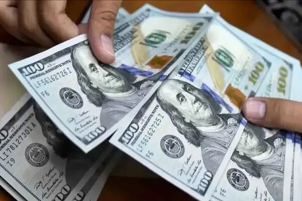 قیمت دلار و یورو امروز دوشنبه ۲۷ مهر