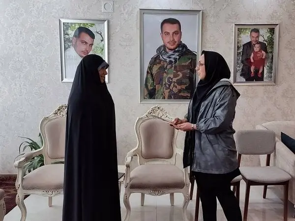 تکریم مادر شهید مدافع حرم محمد اینانلو توسط منطقه ویژه اقتصادی وفرودگاه بین المللی پیام