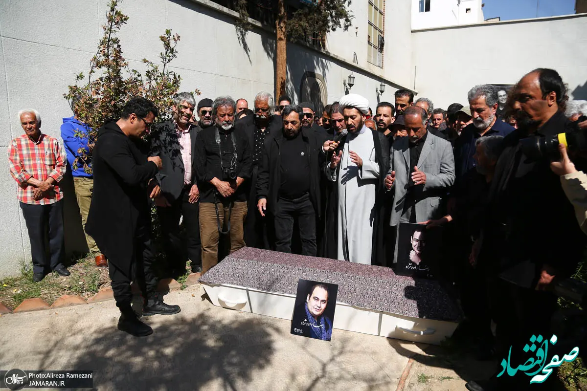 در مراسم تشییع رضا داود نژاد کدام هنرمندان شرکت کردند؟ / گزارش تصویری از مراسم تشییع پیکر مرحوم رضا داودنژاد