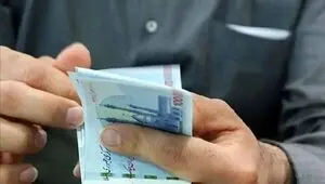 اقدام خاص بانوی خرم آبادی در واکنش به اظهارات وزیر خزانه‌داری آمریکا