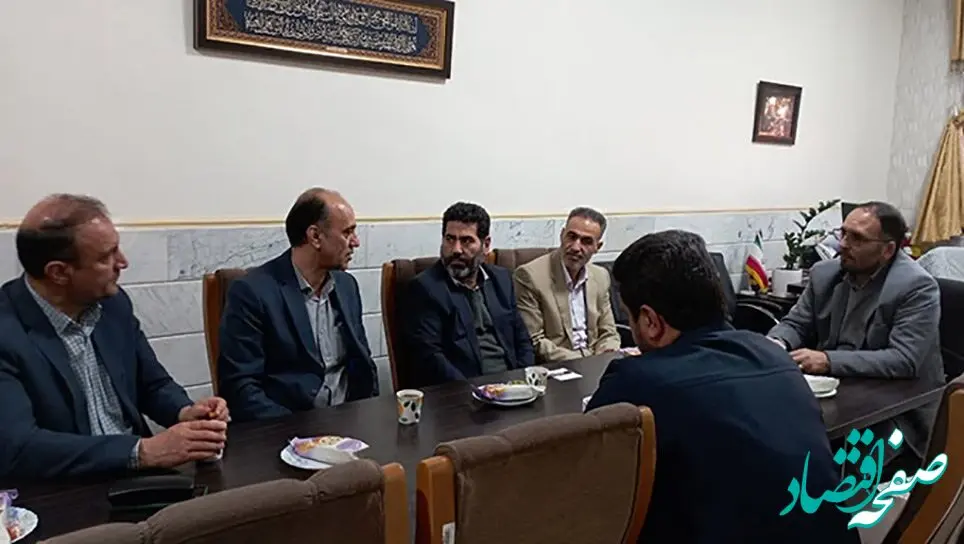 تقدیر آموزش و پرورش از خدمت‌رسانی شایسته بیمه دانا به فرهنگیان استان قم