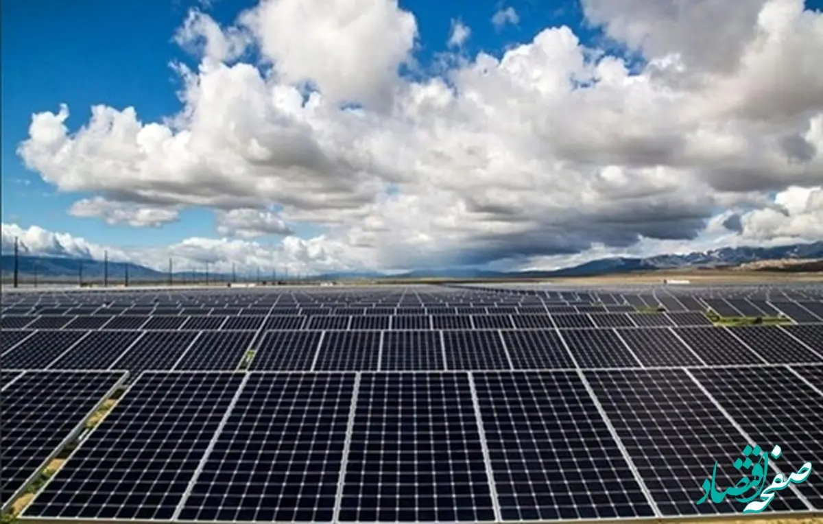 ویدیو:تجهیزات تولید ۱۲۰ مگاوات برق خورشیدی در نیروگاه آفتاب شرق تامین شده است