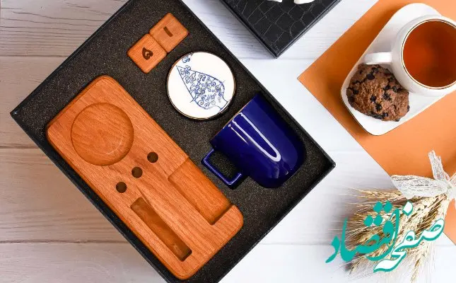 تبلیغات آخر سال با هدایای تبلیغاتی