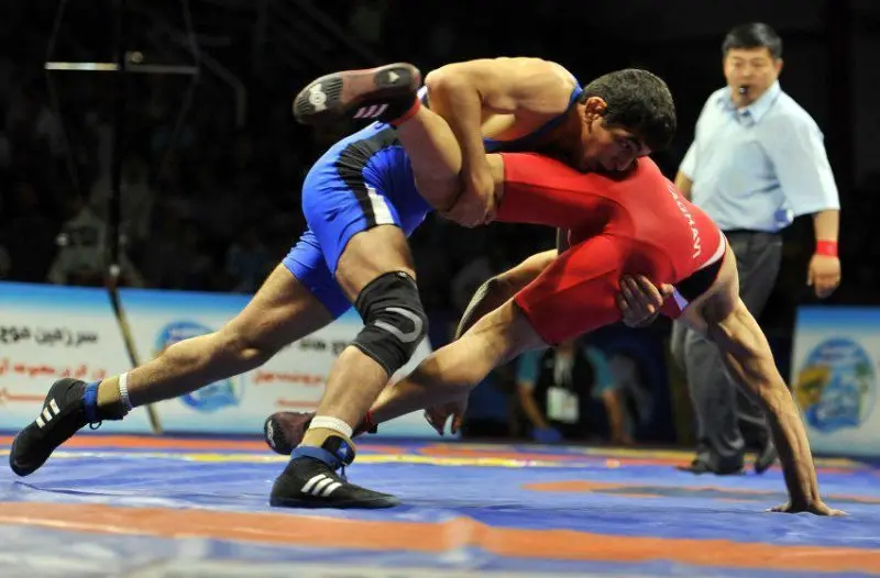 فیلم کشتی رحمان عموزاد و اکرام جان خادجی مورادوف امروز دوشنبه ۲۴ شهریور + نتیجه مسابقه