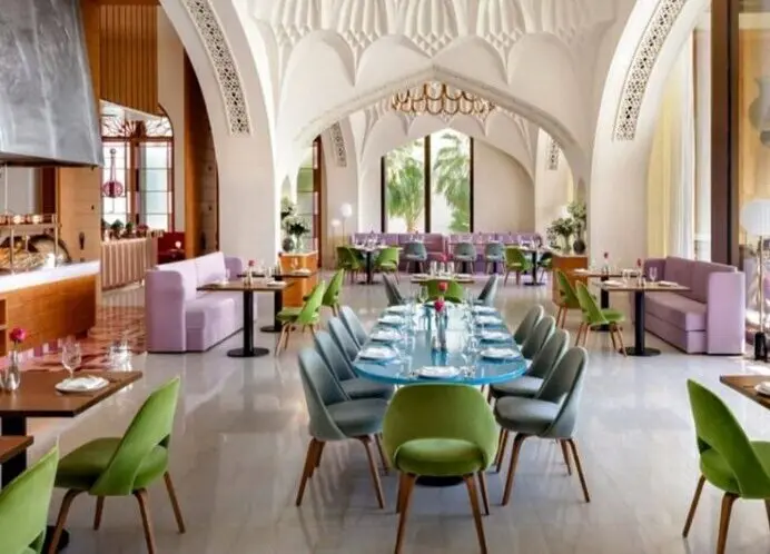 بخوانید ماجرای دو زن ایرانی که این روزها در دوبی حسابی سروصدا به پا کردهاند