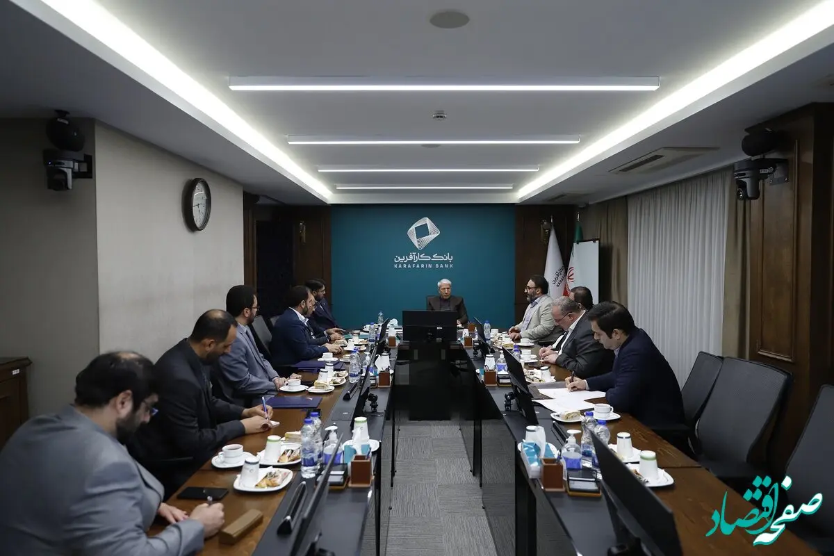 بانک کارآفرین حامی نخبگان دانشگاه خوارزمی